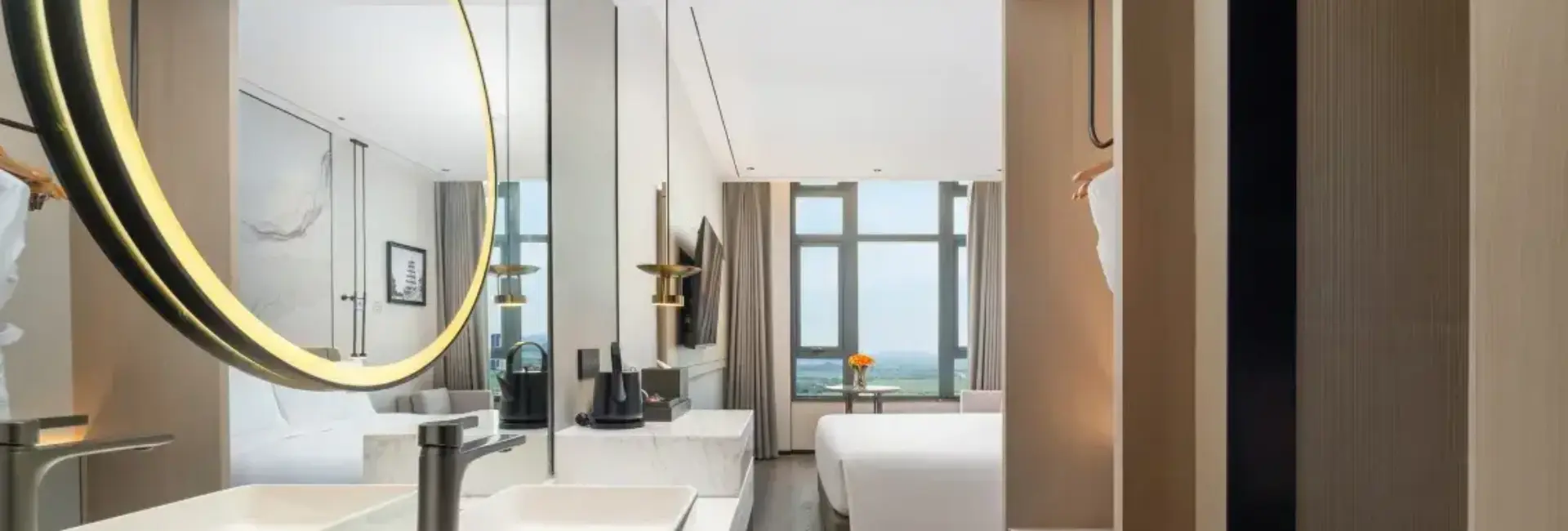 Elegant Queen Room