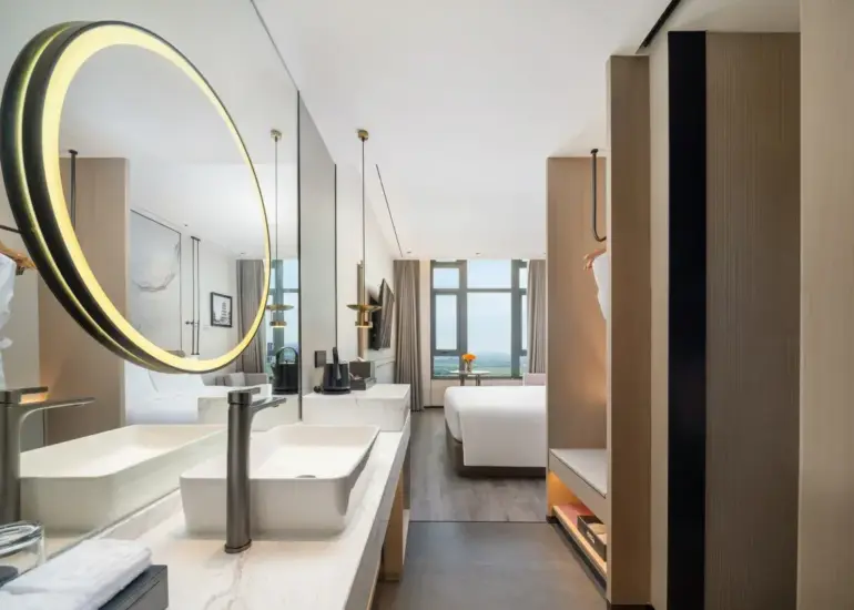 Elegant Queen Room
