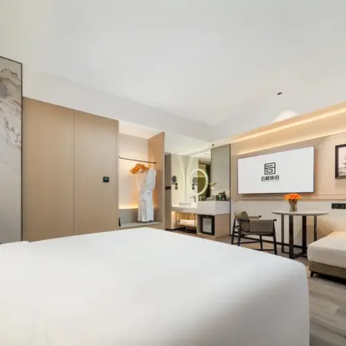 Ye Bo Double Bed Room (Fridge + Makeup Mirror + Electric Curtains + Mobile Screen Projection)