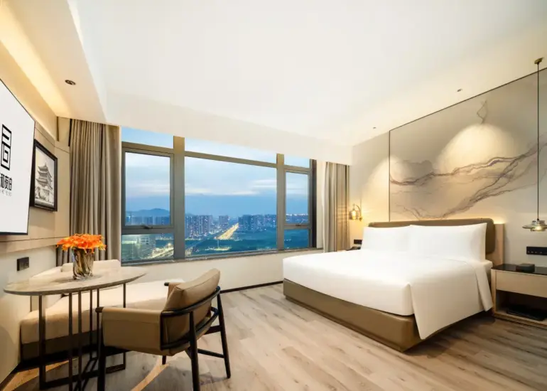 Ye Bo Double Bed Room (Fridge + Makeup Mirror + Electric Curtains + Mobile Screen Projection)