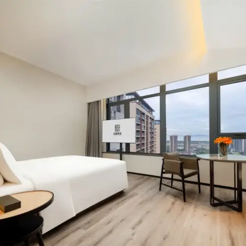 Yun He Double Bed Room (Fridge + Full-Length Mirror + Mobile Screen Projection + Electric Curtains)