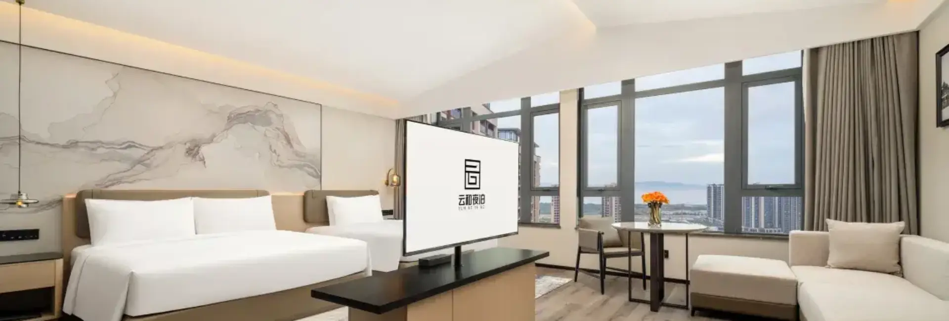 Yun He Family Room (Fridge + Full-Length Mirror + Mobile Screen Projection + Rotating TV)