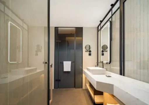 Yun He Family Room (Fridge + Full-Length Mirror + Mobile Screen Projection + Rotating TV)